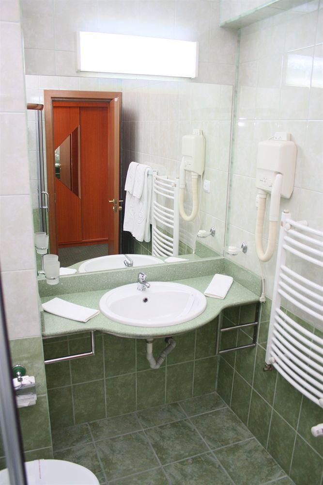 Sir Orhideea 2* Bucarest
